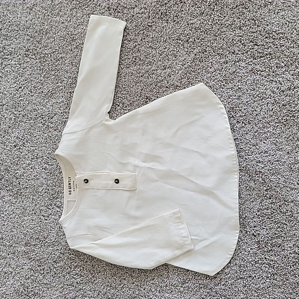 NWOT 100% Organic Cotton Cream Shirt